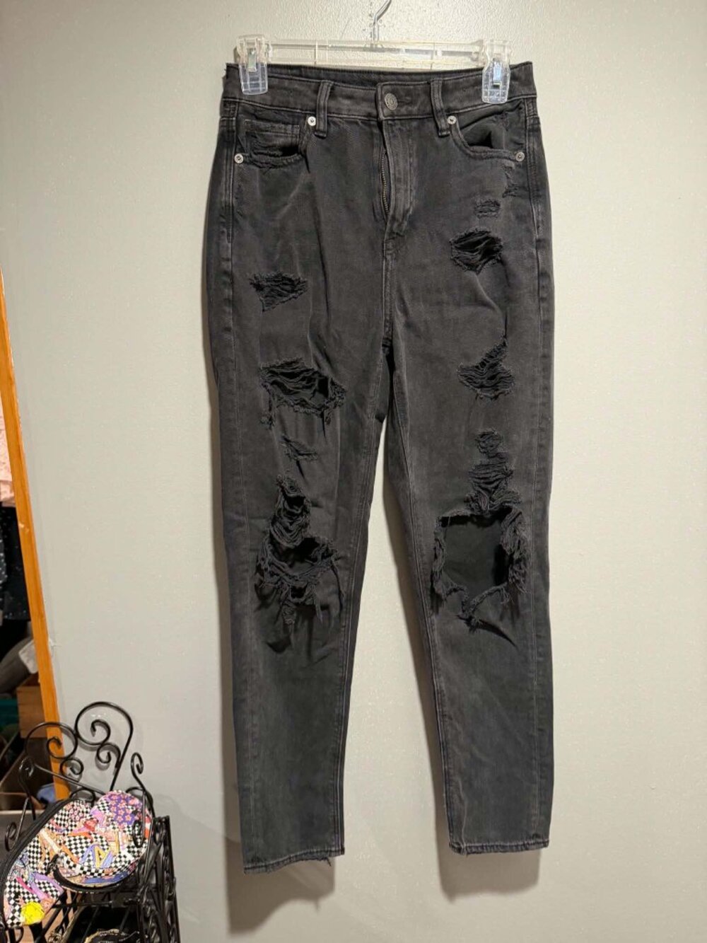 American Eagle Distressed Mom Jeans Size 0 Regular
